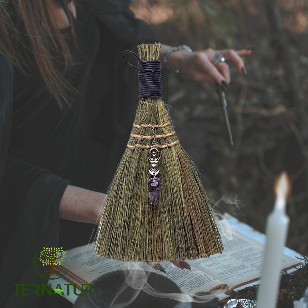 Balai de sorcière Déesse Améthyste