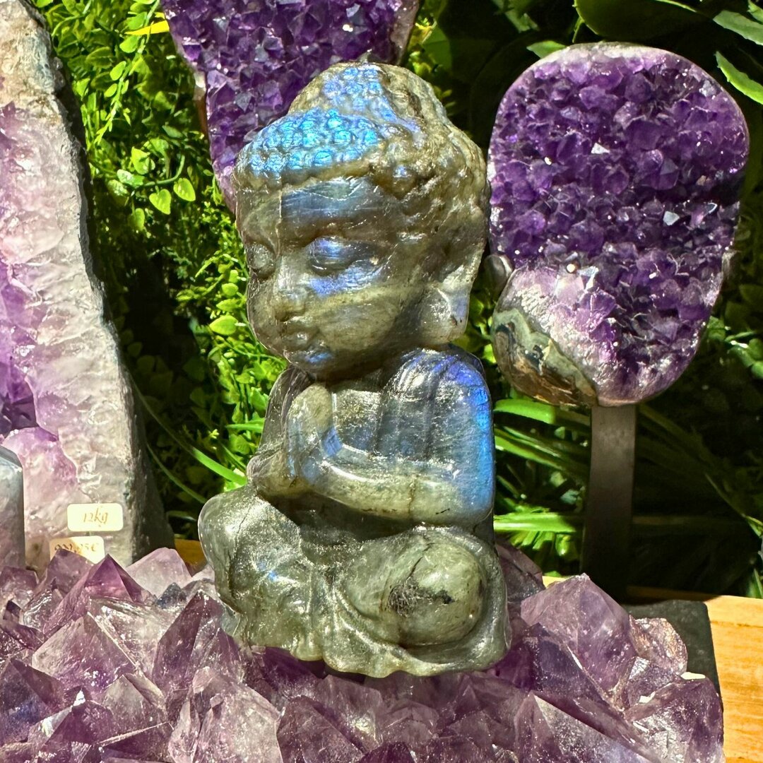 Bouddha en Labradorite