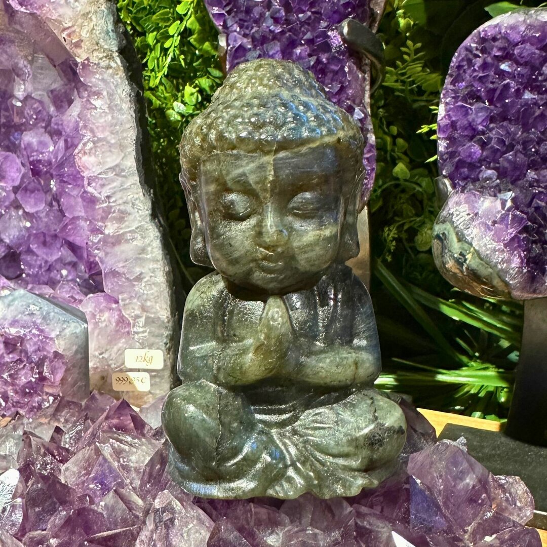 Bouddha en Labradorite