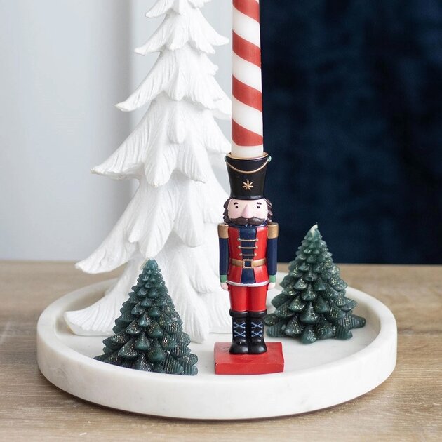 Bougeoir Casse-Noisette avec Bougie Conique – Charme Traditionnel de Noël
