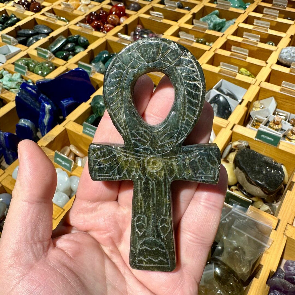 Croix de Ankh en Labradorite