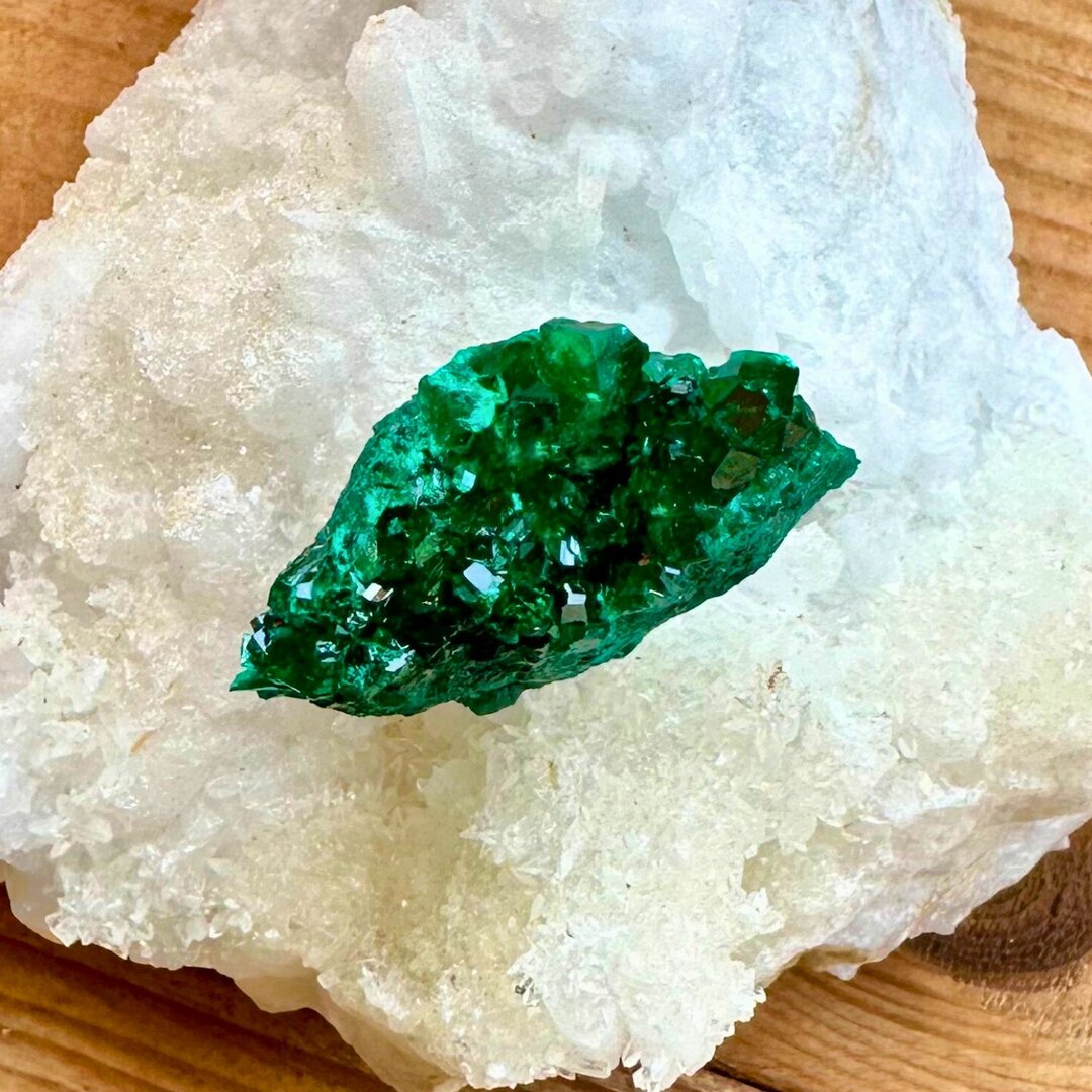 Dioptase Brute - Spécimen