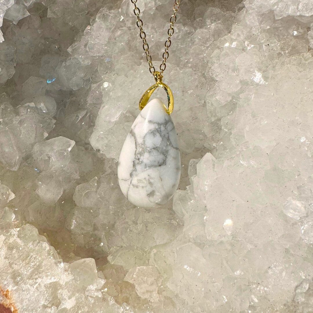 Pendentif Goutte Howlite