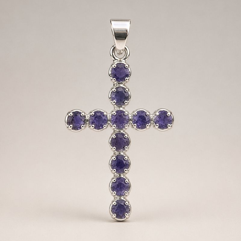 Pendentif Croix en Iolite – Plaqué Argent