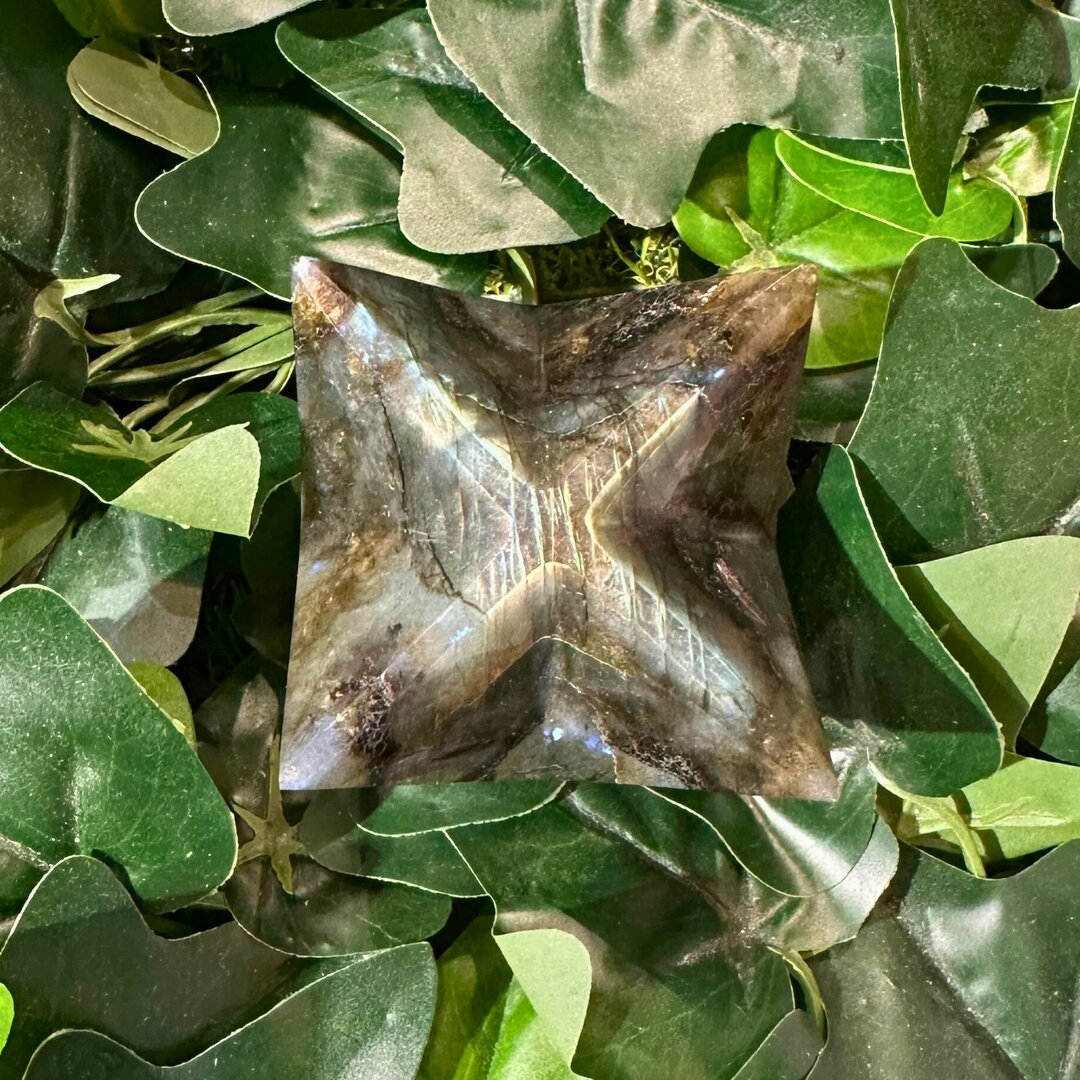 Merkaba Labradorite - 8x8cm