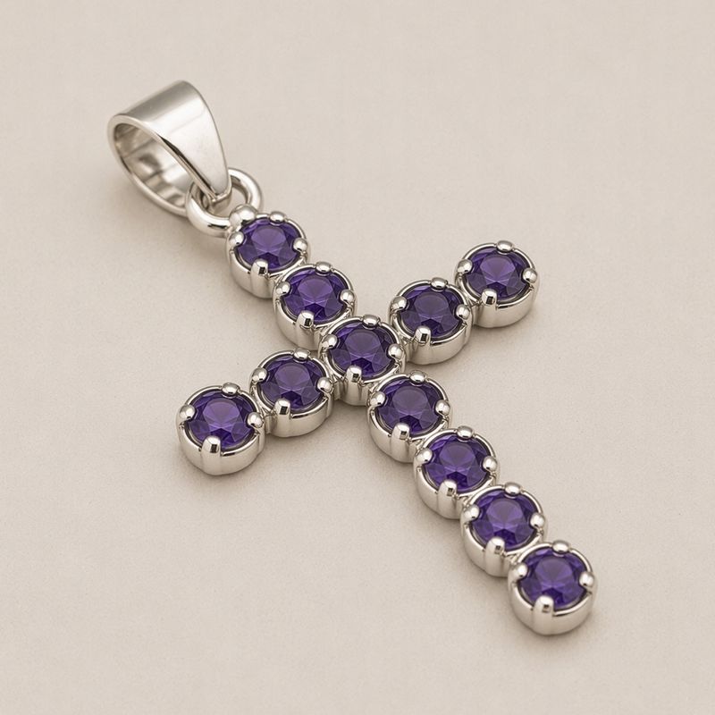Pendentif Croix en Iolite – Plaqué Argent