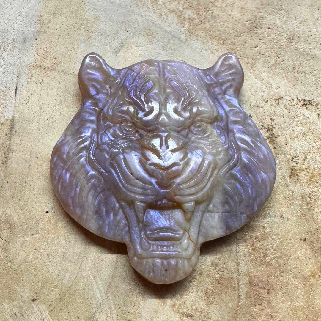 Tigre en Pierre de Lune
